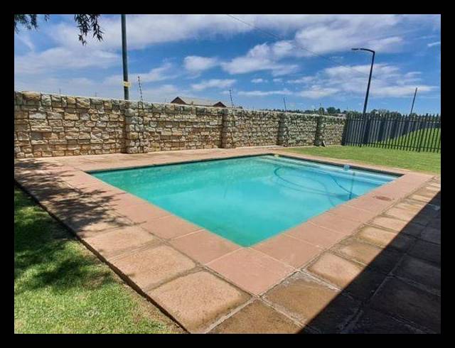 2 BEDROOM APARTMENT FOR SALE IN RYNFIELD